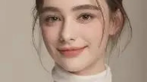 罗小猫子身份揭秘：照片曝光及农药中毒事件始末